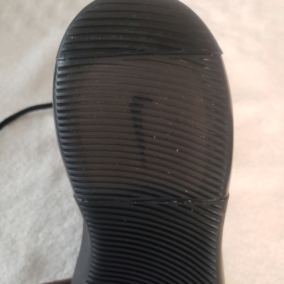 Nike Fear of God shoes - Picture 3 of 5